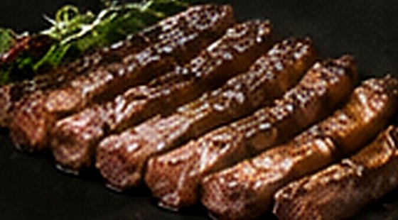 Sliced Oishi Reserve chuck flap